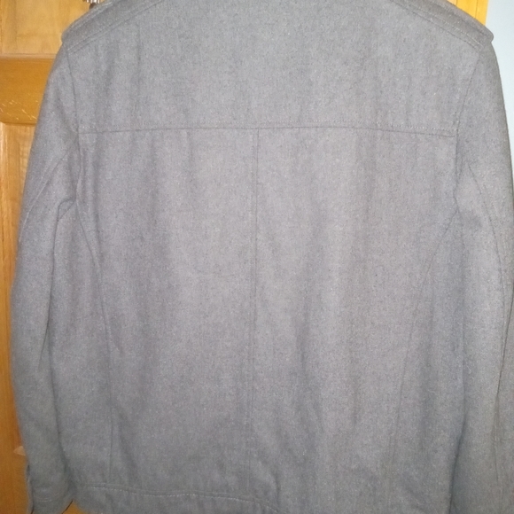 Guess sz LG  jacket - Picture 2 of 4